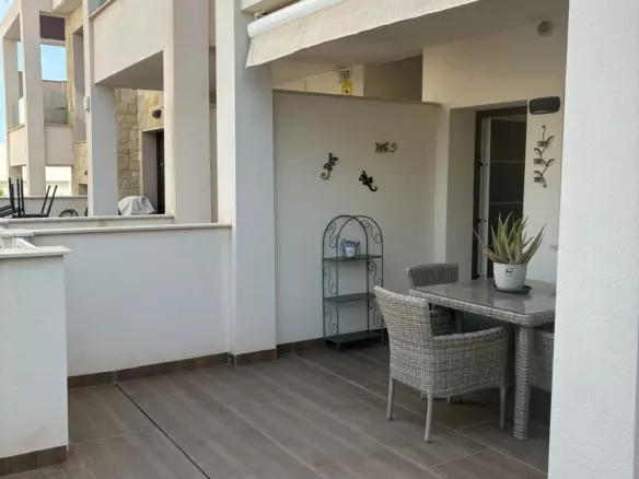 2-bedroom Apartment In Torrevieja, Spain (78 M²)