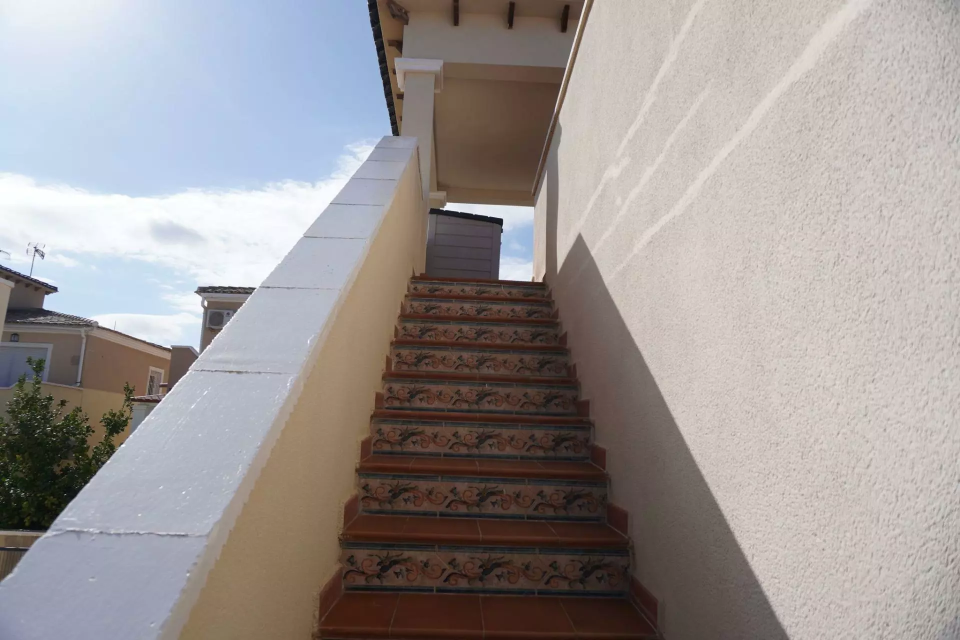 3-bedroom Villa In San Miguel De Salinas, Spain (120 M²)