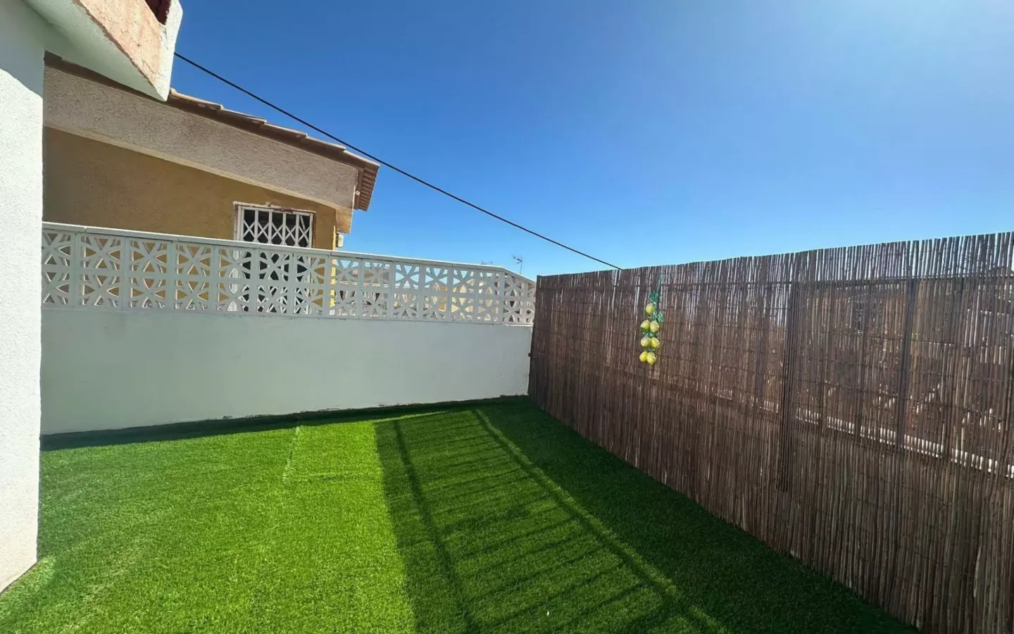 2-bedroom Town House In Torrevieja, Spain (75 M²)
