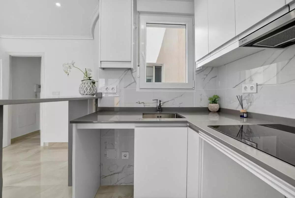 2-bedroom Apartment In Torrevieja, Spain (74 M²)