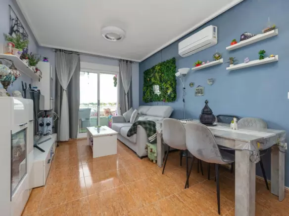 2-bedroom Apartment In Torrevieja, Spain (69 M²)