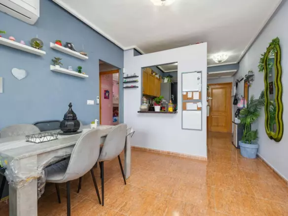 2-bedroom Apartment In Torrevieja, Spain (69 M²)