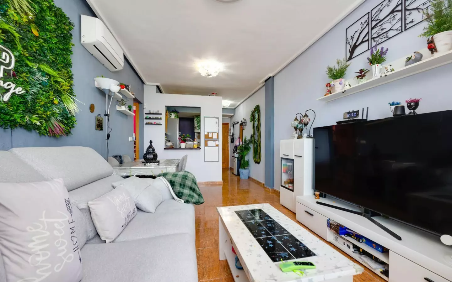 2-bedroom Apartment In Torrevieja, Spain (69 M²)