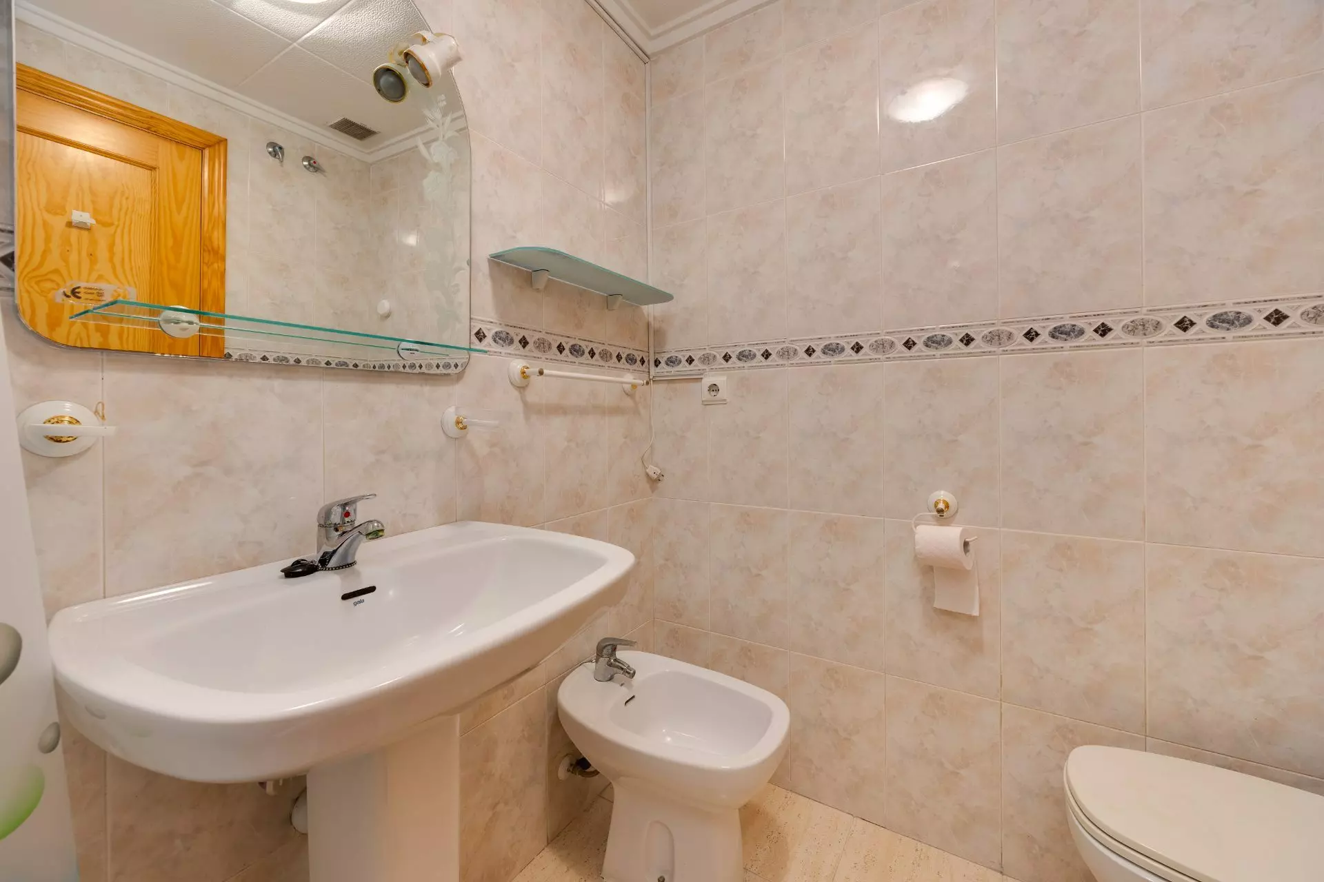 2-bedroom Apartment In Torrevieja, Spain (50 M²)