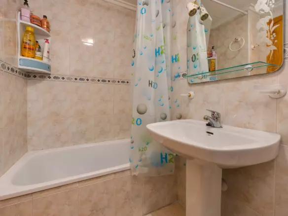 2-bedroom Apartment In Torrevieja, Spain (50 M²)