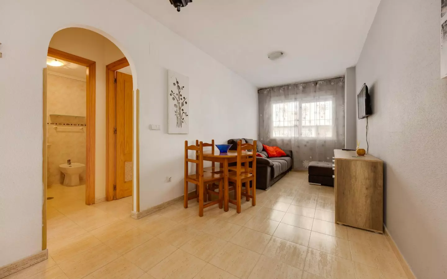 2-bedroom Apartment In Torrevieja, Spain (50 M²)