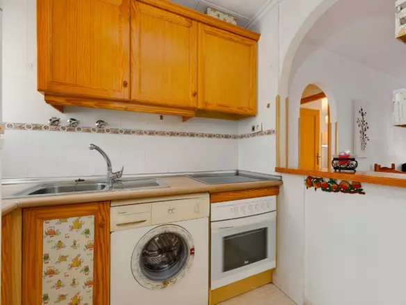 2-bedroom Apartment In Torrevieja, Spain (50 M²)