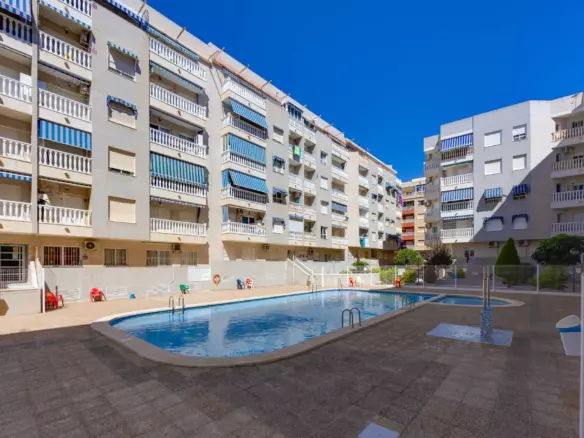 2-bedroom Apartment In Torrevieja, Spain (50 M²)