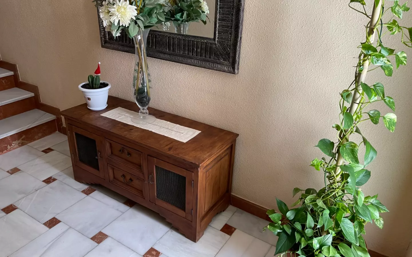 5-bedroom Townhouse In San Miguel De Salinas, Spain (290 M²)