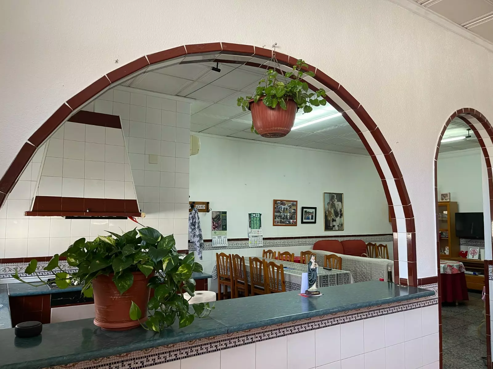 215210_6941290c854d6-435e4c 5-bedroom Townhouse In San Miguel De Salinas, Spain (290 M²)