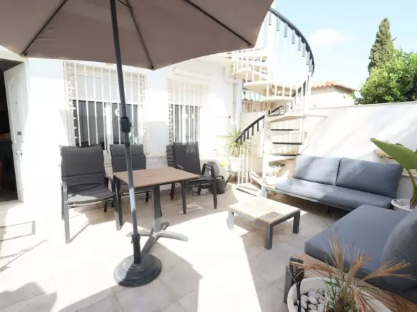3-bedroom Bungalow In Torrevieja, Spain (60 M²)