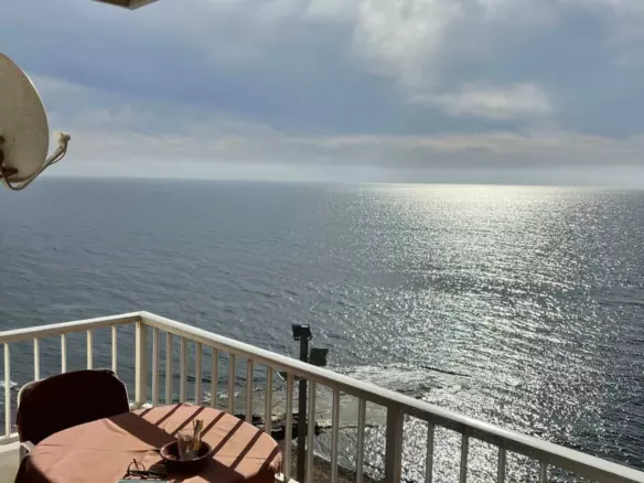 3-bedroom Apartment In Torrevieja, Spain (92 M²)