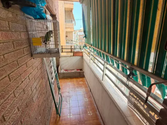 3-bedroom Apartment In Torrevieja, Spain (103 M²)