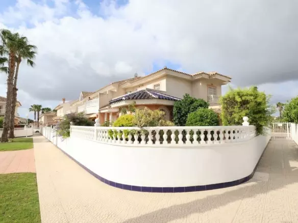 3-bedroom Semi In Rojales, Spain (139 M²)