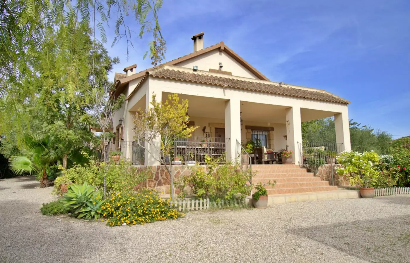 5-bedroom Villa In Elche, Spain (509 M²)