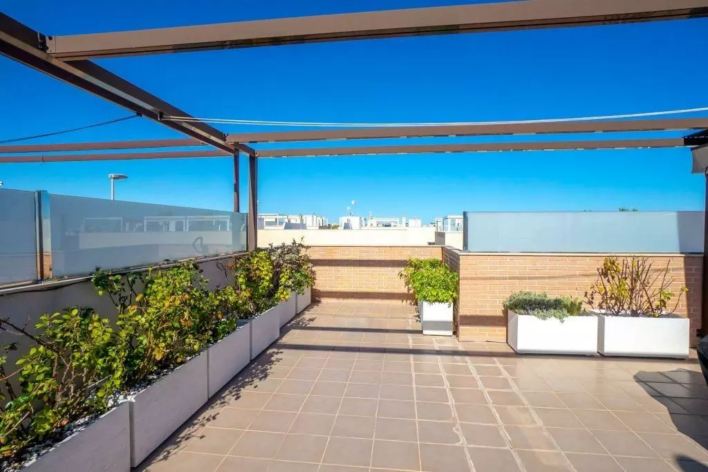 2-bedroom Penthouse In Pilar De La Horadada, Spain (62 M²)