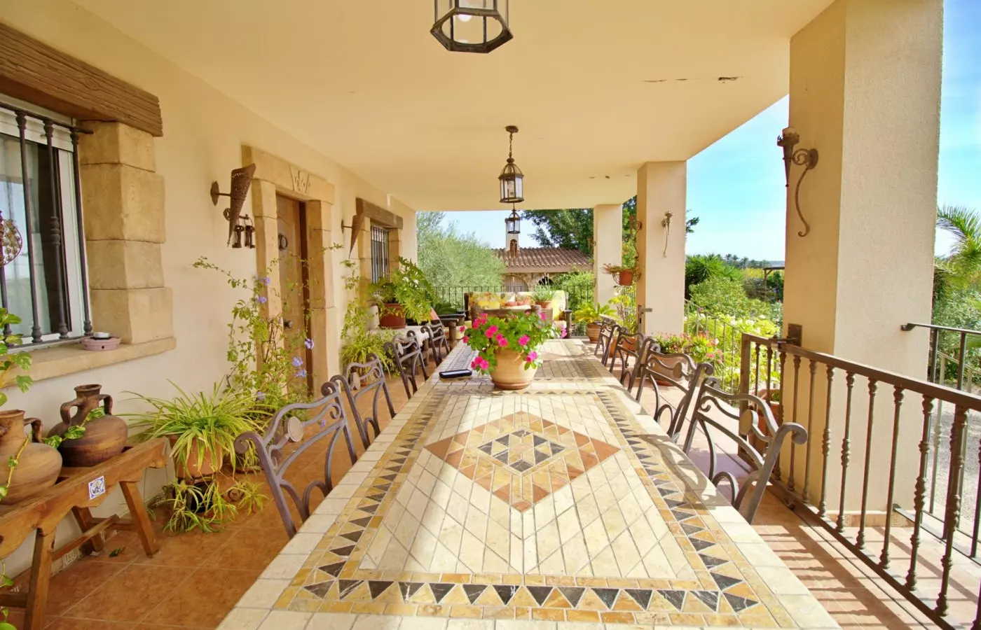 5-bedroom Villa In Elche, Spain (509 M²)