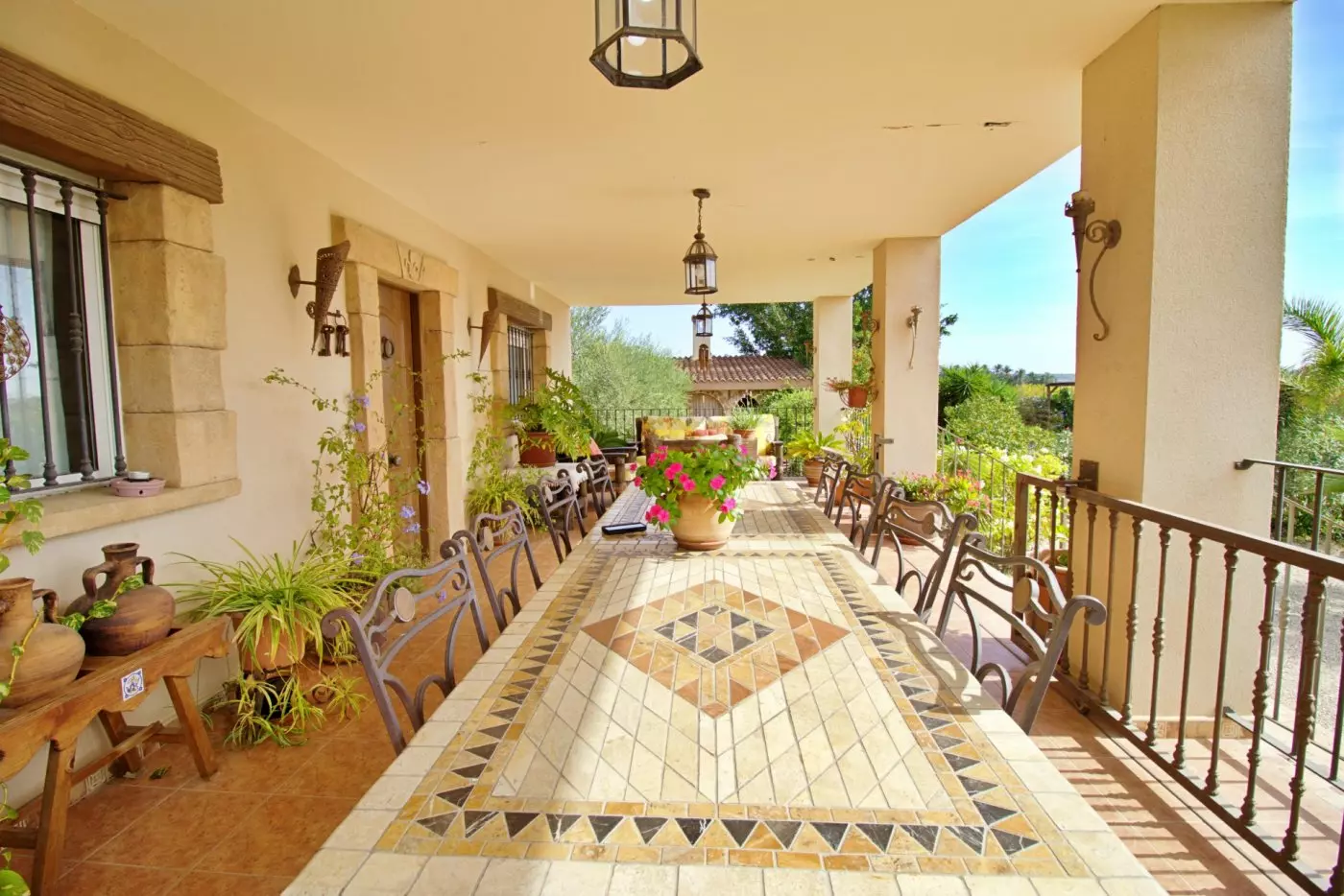 5-bedroom Villa In Elche, Spain (509 M²)