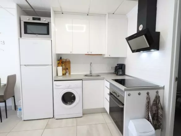 3-bedroom Bungalow In Torrevieja, Spain (60 M²)