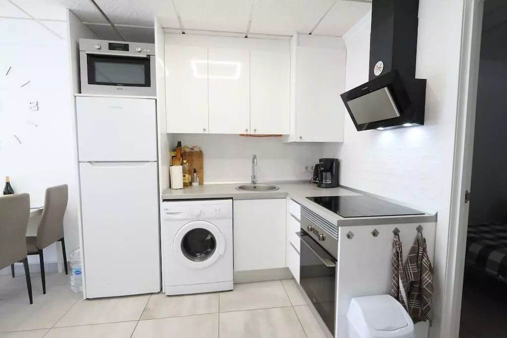 3-bedroom Bungalow In Torrevieja, Spain (60 M²)