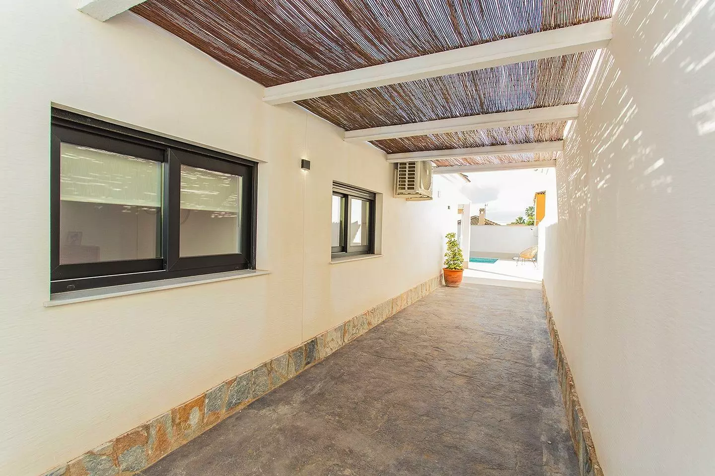 2-bedroom Town House In Torrevieja, Spain (104 M²)