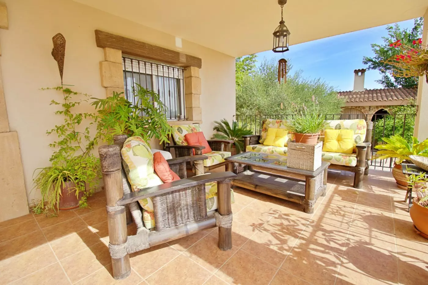 5-bedroom Villa In Elche, Spain (509 M²)