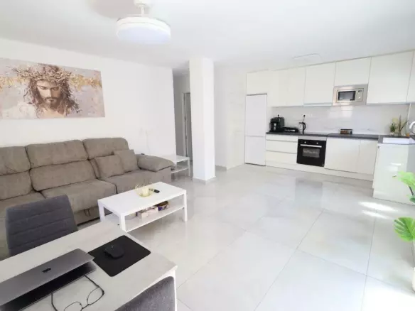3-bedroom Apartment In Torrevieja, Spain (108 M²)