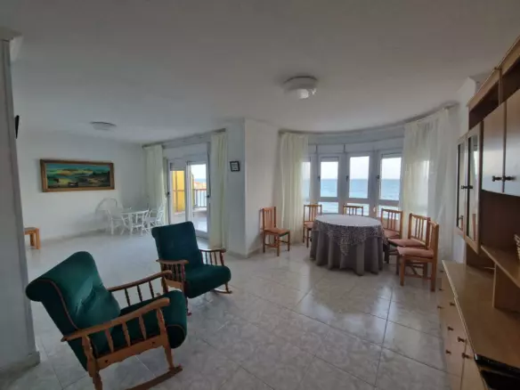 3-bedroom Apartment In Torrevieja, Spain (120 M²)