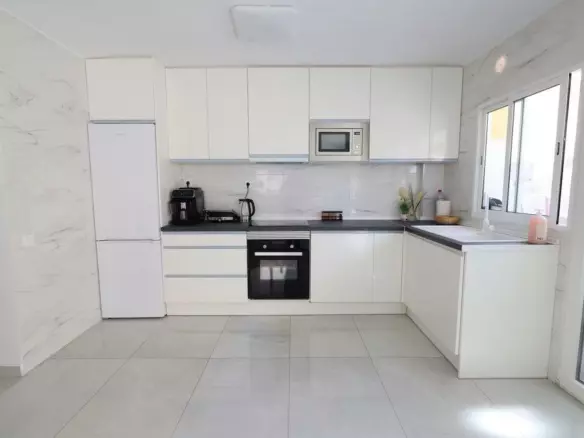 3-bedroom Apartment In Torrevieja, Spain (108 M²)
