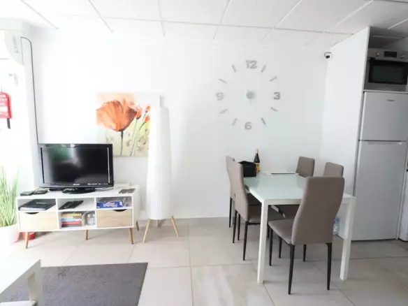 3-bedroom Bungalow In Torrevieja, Spain (60 M²)