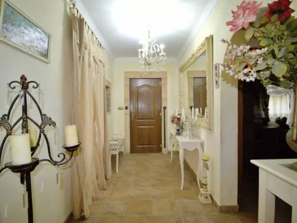 5-bedroom Villa In Elche, Spain (509 M²)