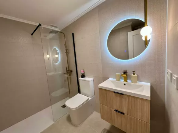 2-bedroom Apartment In Torrevieja, Spain (65 M²)