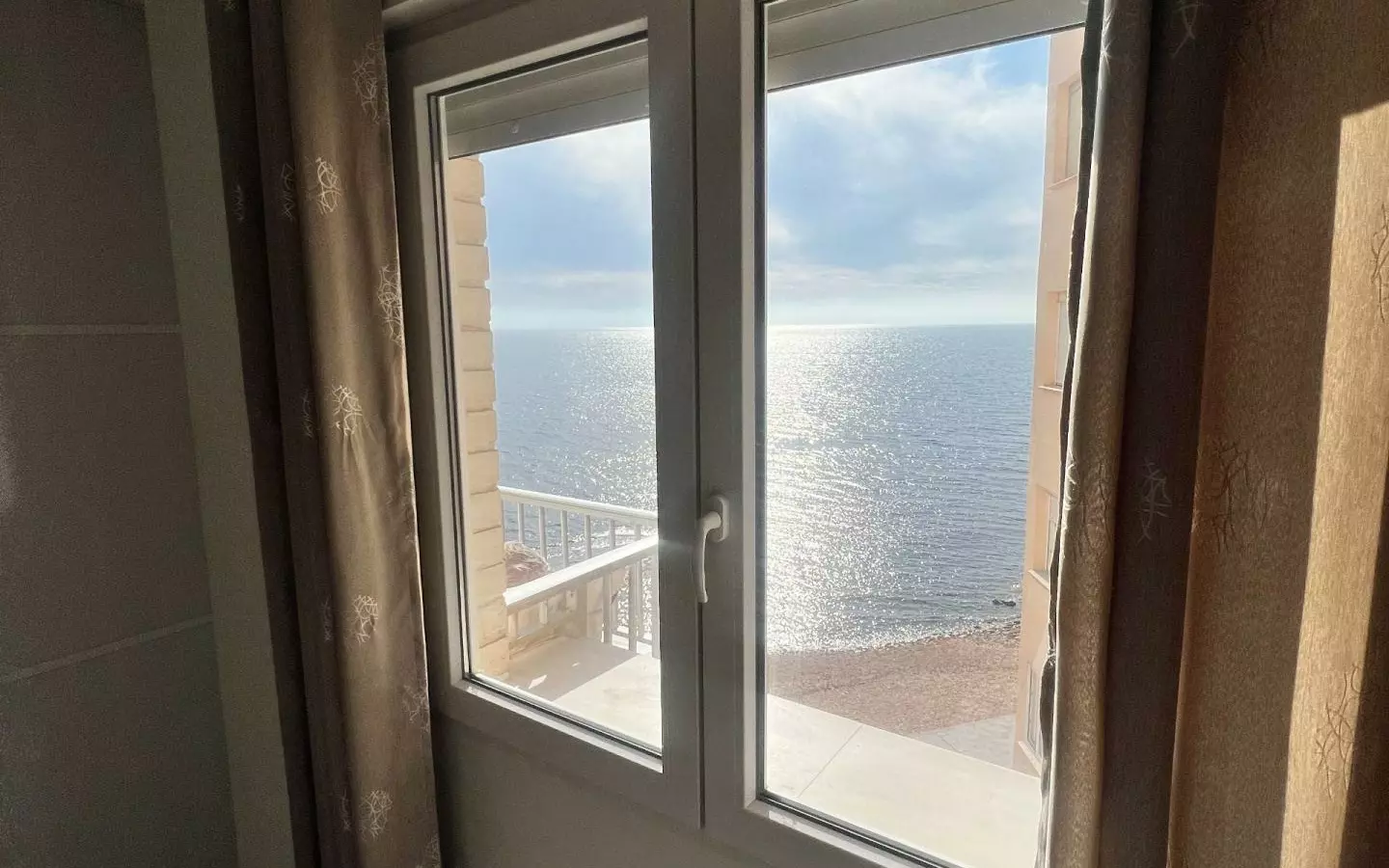 3-bedroom Apartment In Torrevieja, Spain (92 M²)