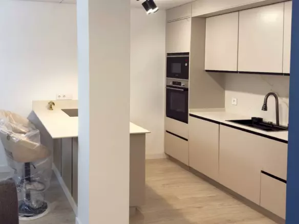 2-bedroom Apartment In Torrevieja, Spain (91 M²)