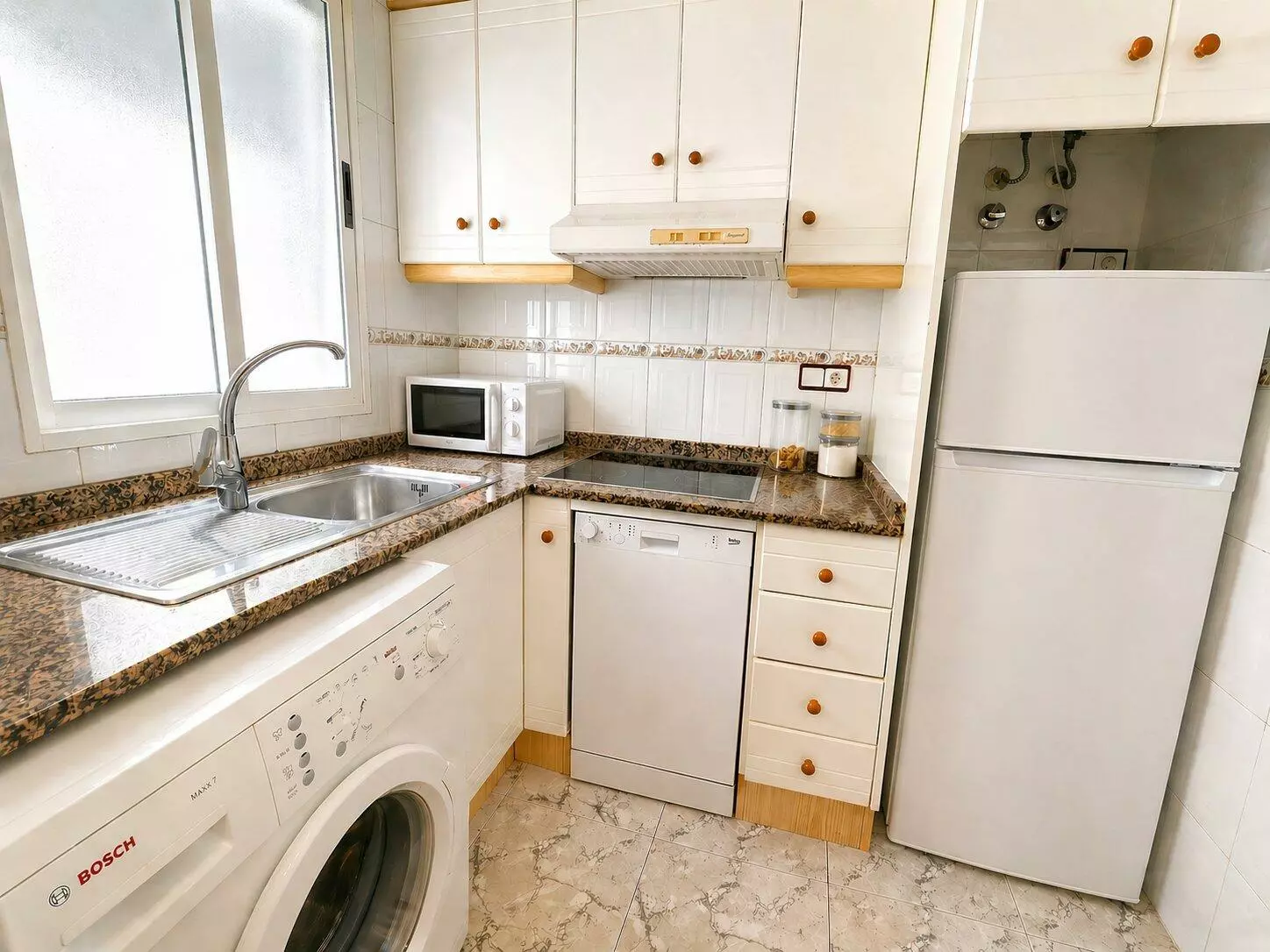2-bedroom Apartment In Torrevieja, Spain (60 M²)