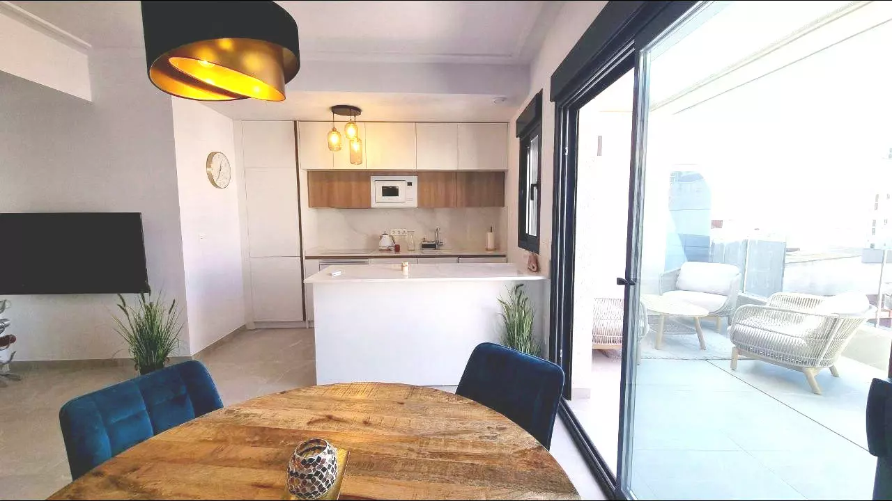 2-bedroom Penthouse In Torrevieja, Spain (94 M²)