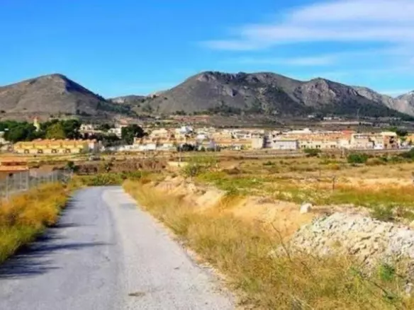 3-bedroom Country House In La Romana, Spain (136 M²)