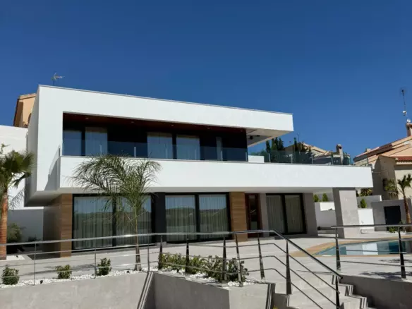 4-bedroom Villa In Ciudad Quesada, Spain (203 M²)