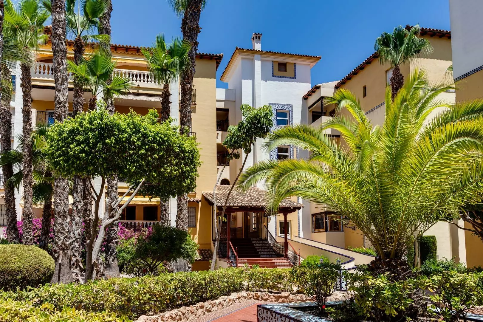 3-bedroom Apartment In Torrevieja, Spain (94 M²)