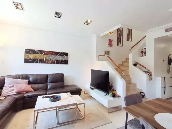 2-bedroom Apartment In Orihuela Costa, Spain (80 M²)