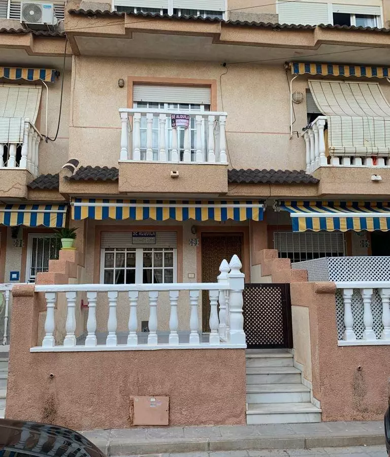 4-bedroom Duplex In Pilar De La Horadada, Spain (130 M²)