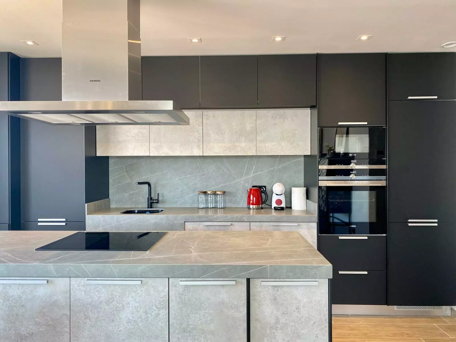 3-bedroom Penthouse In Torrevieja, Spain (120 M²)
