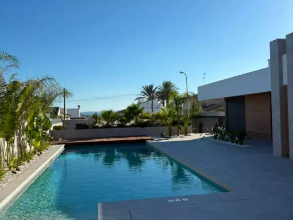 5-bedroom Villa In Ciudad Quesada, Spain (425 M²)