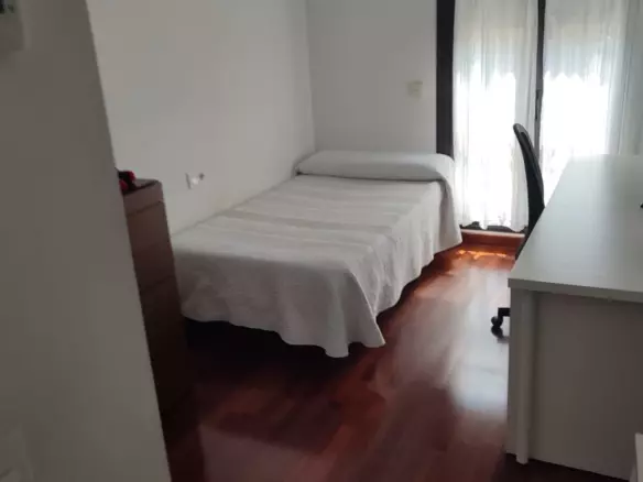 4-bedroom Apartment In Orihuela, Spain (140 M²)