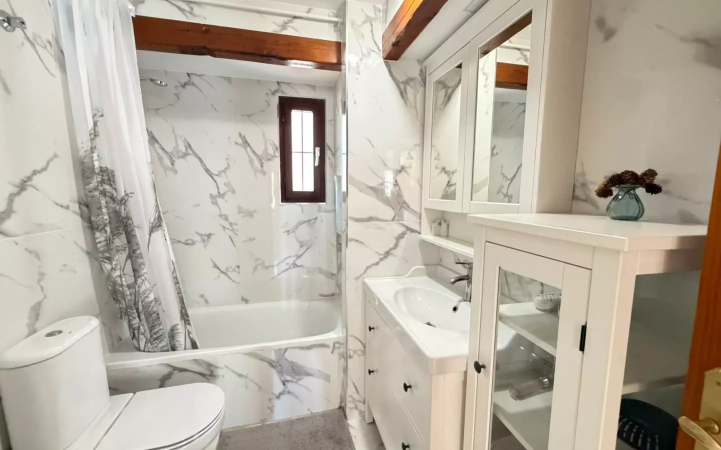 3-bedroom Apartment In Torrevieja, Spain (94 M²)