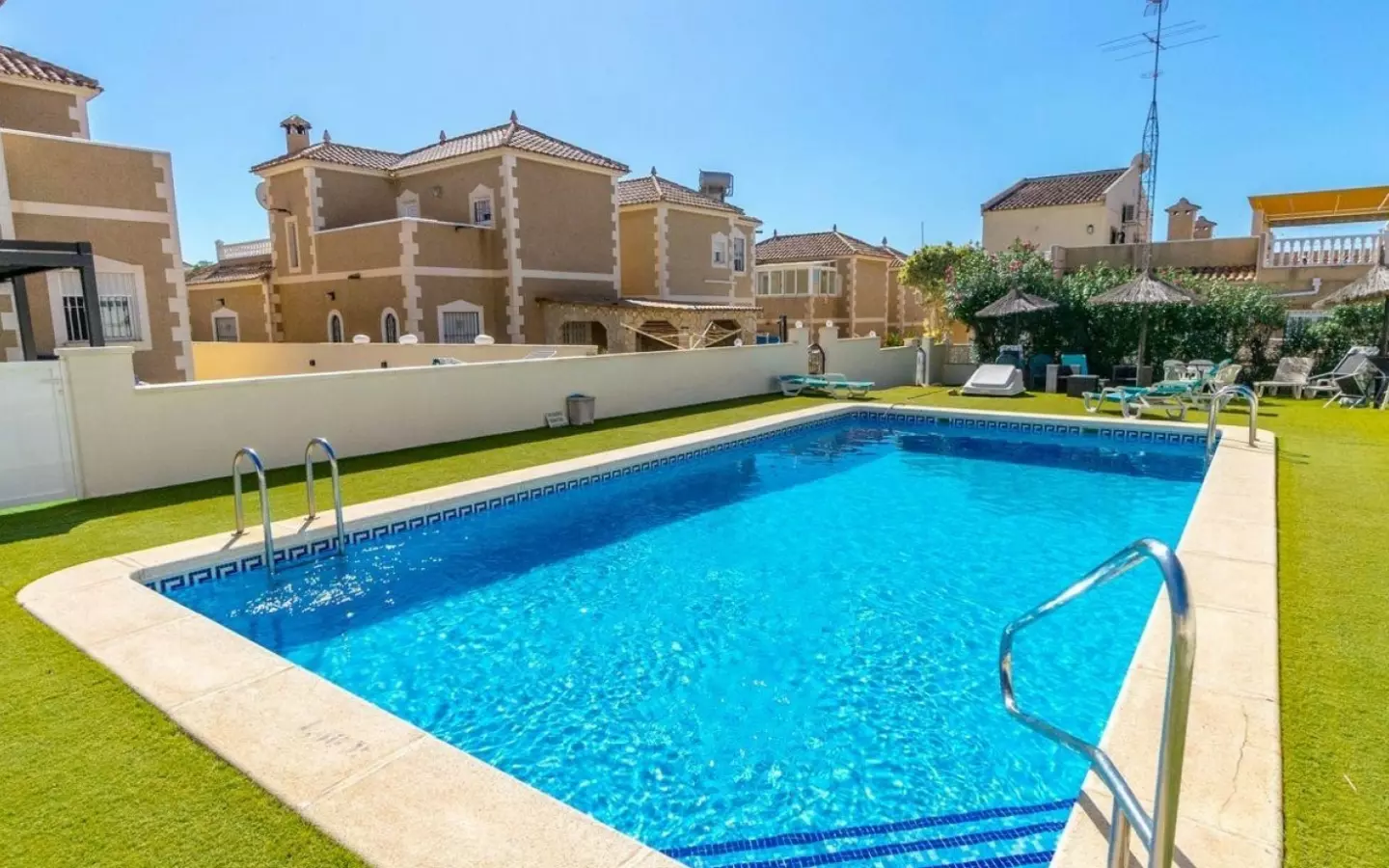 3-bedroom Villa In Orihuela Costa, Spain (120 M²)