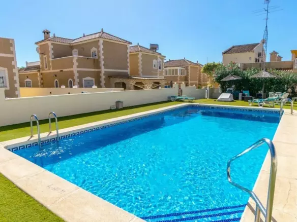 3-bedroom Villa In Orihuela Costa, Spain (120 M²)