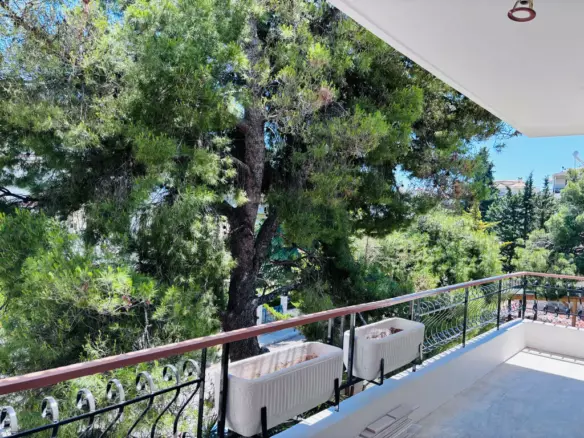 2-bedroom Flat In Melissia, Greece (93 M²)