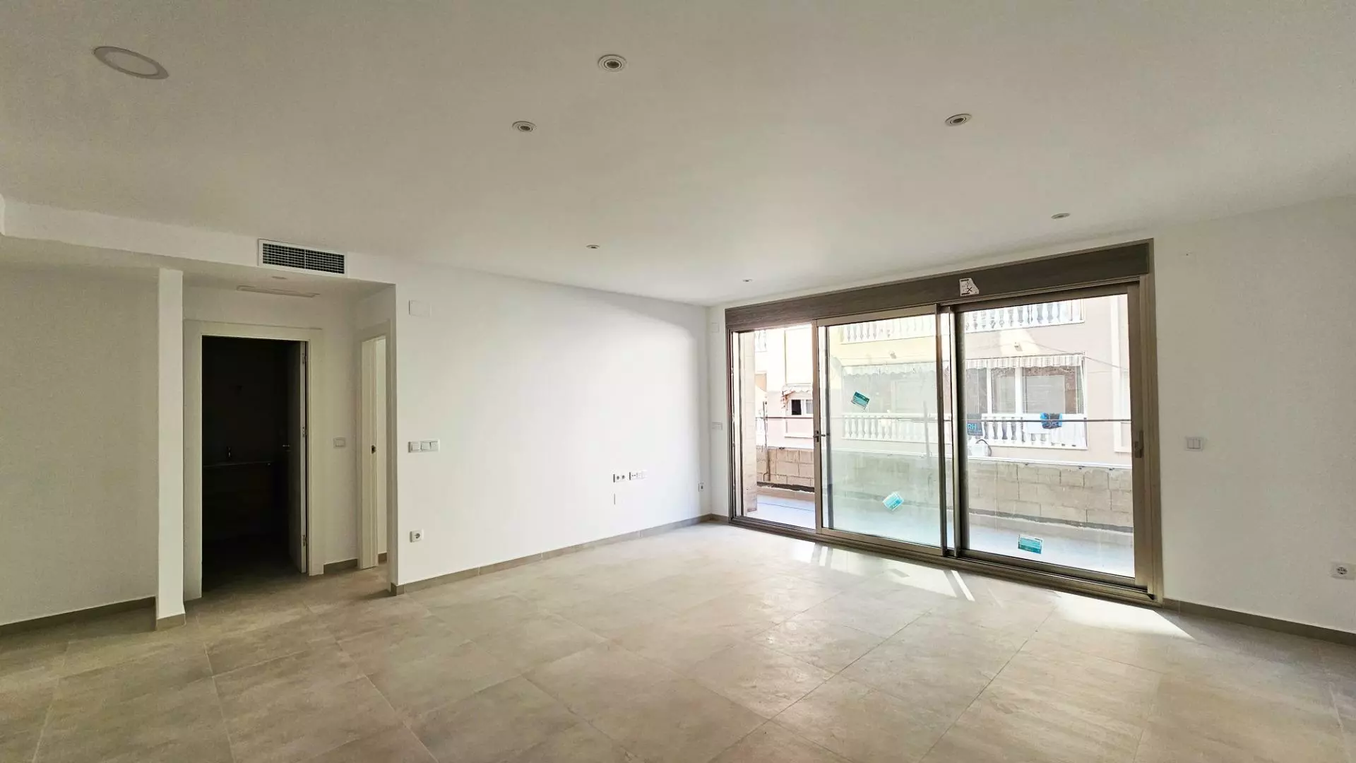 1-bedroom Apartment In Torrevieja, Spain (63 M²)