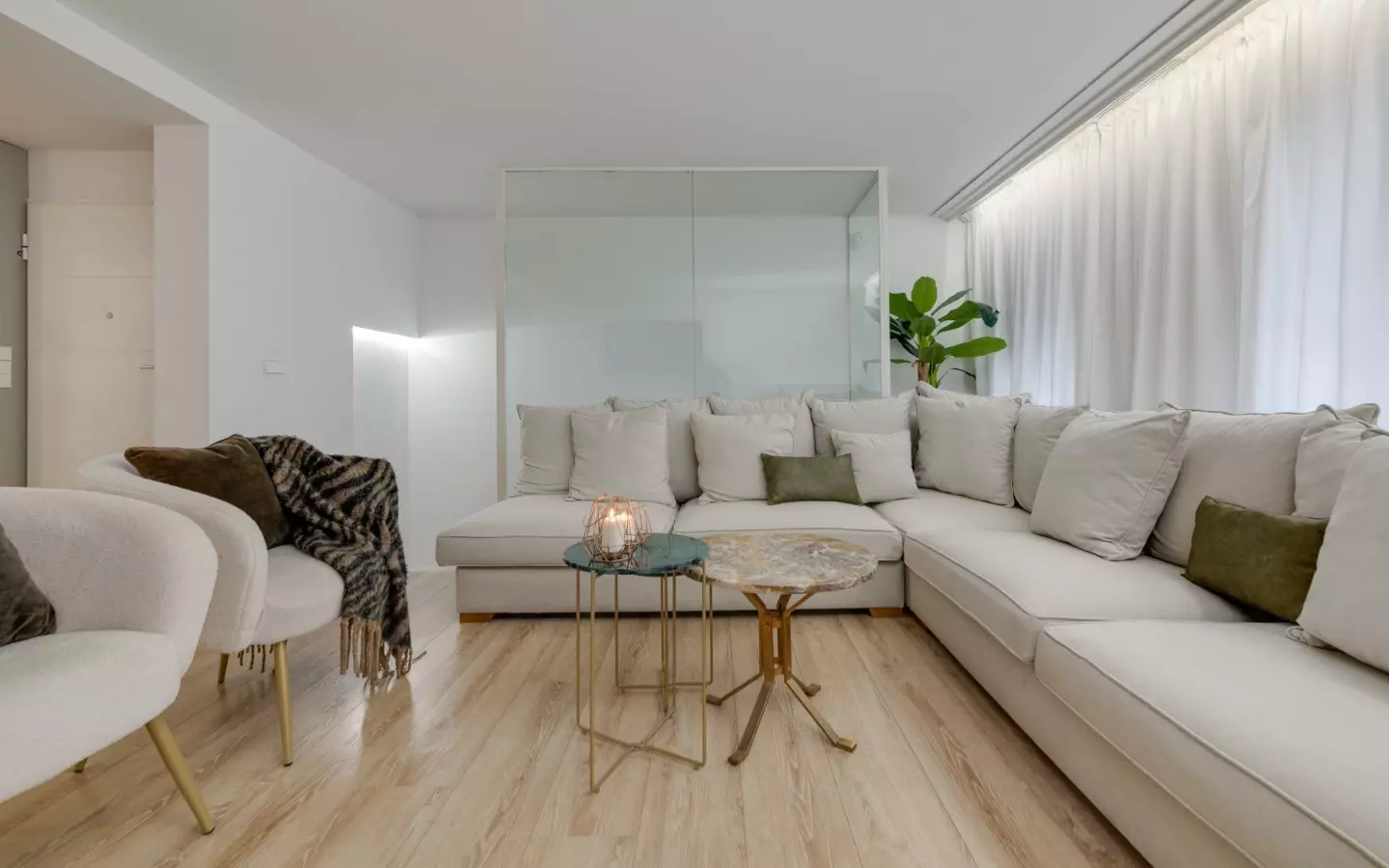 4-bedroom Apartment In Torrevieja, Spain (265 M²)